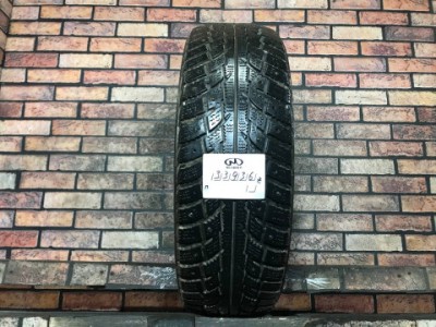 215/70/16 KUMHO I'ZEN RV STUD KC16 Зимние шипованные бу