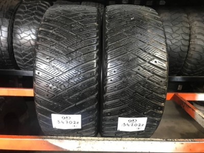 225/45/18 GOODYEAR ULTRAGRIP ICE Зимние шипованные бу