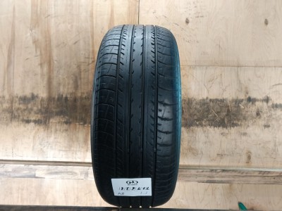 215/55/17 YOKOHAMA BLUEARTH E70 Летние бу