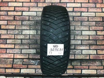 205/60/16 GOODYEAR ULTRAGRIP ICE Зимние шипованные бу