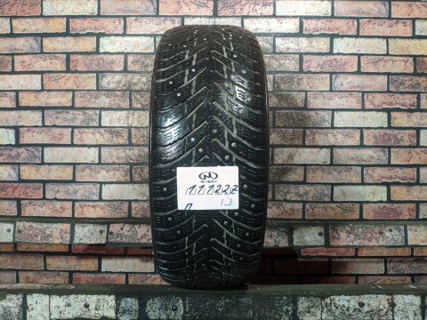 205/55/16 NOKIAN HAKKAPELIITTA 8 Зимние шипованные бу