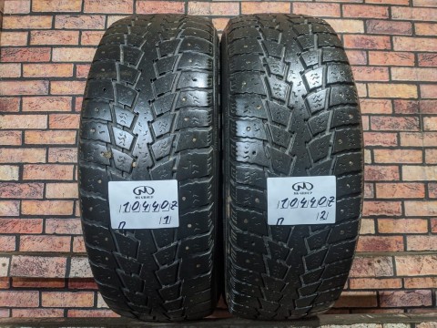 235/65/17 KUMHO POWERGRIP KC11 Зимние шипованные бу