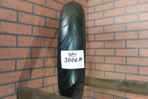 120/70/17 BRIDGESTONE Мото шины бу