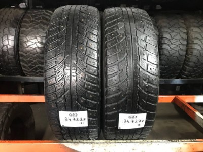 215/70/16 KUMHO I'ZEN RV STUD KC16 Зимние шипованные бу