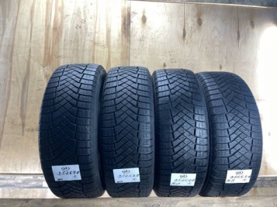 215/55/18 PIRELLI ICE ZERO Зимние нешипованные бу
