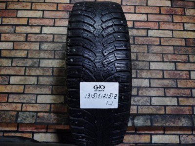 195/65/15 BRIDGESTONE BLIZZAK DM-V1 Зимние шипованные бу