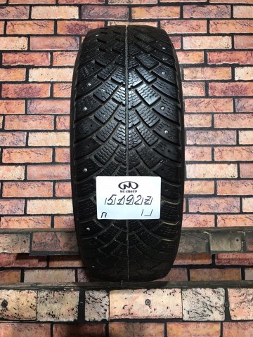 185/65/15 BF GOODRICH G FORCE  Зимние шипованные бу