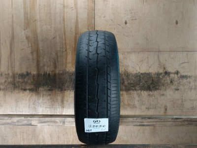 215/70/15 TOYO NANOENERGY VAN Всесезонные бу