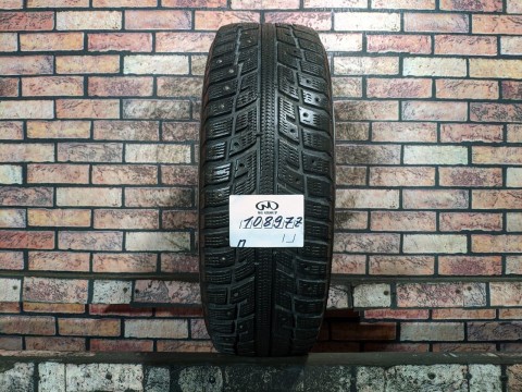 205/70/15 KUMHO IZEN KW22 Зимние шипованные бу